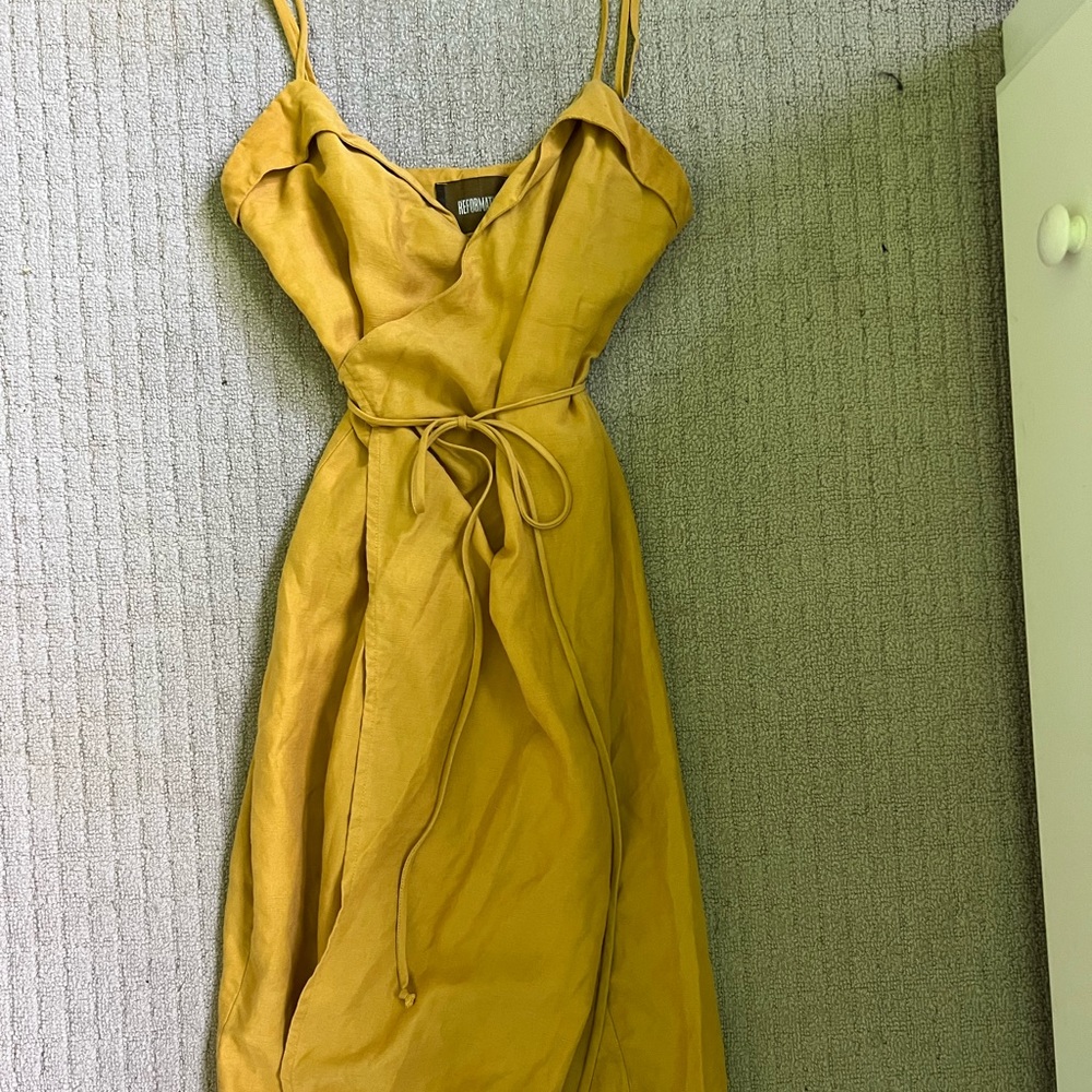 Reformation size S linen yellow wrap dress!!